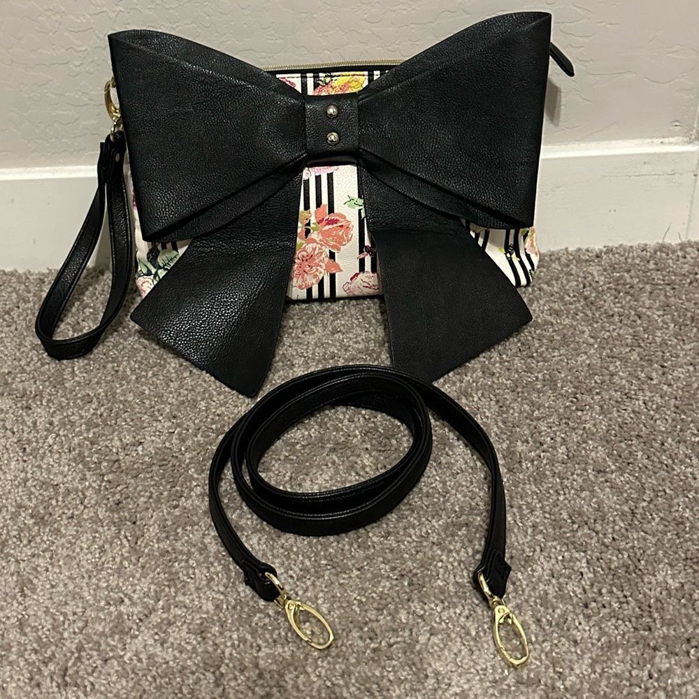 Betsey Johnson vintage clutch Floral Stripe Crossbody Bag Big Bow - Picture 3 of 13